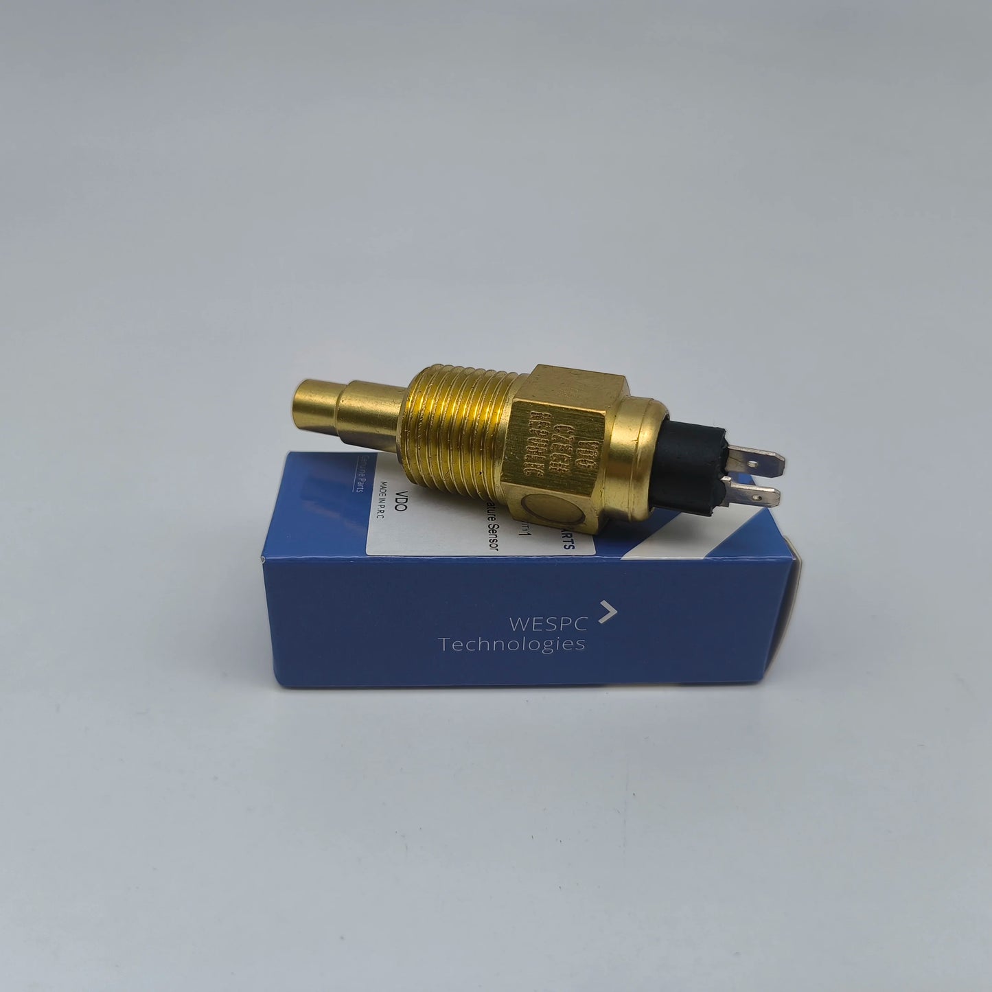 مستشعر درجة حرارة الماء VDO 1/2 NPT Switch Sender WESPC. مناسب لمجموعة مولدات محرك الديزل مستشعر كهربائي أصلي